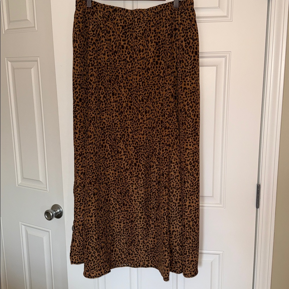 SHEIN Brown Leopard Print Maxi Skirt - Picture 4 of 9